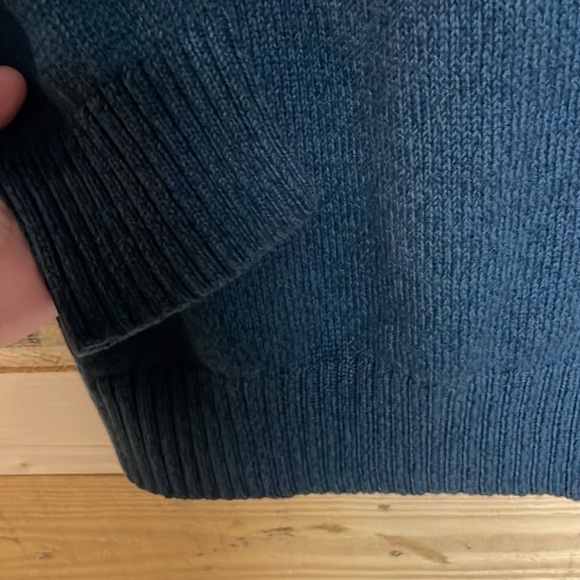 Eddie Bauer size large navy long sleeve quarter zip mock neck sweater - Picture 5 of 8